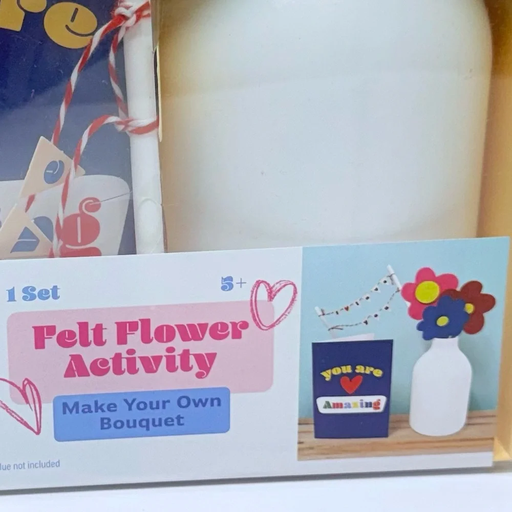 New Target Bullseye Playground Felt Flower Craft Kit with Vase & Card